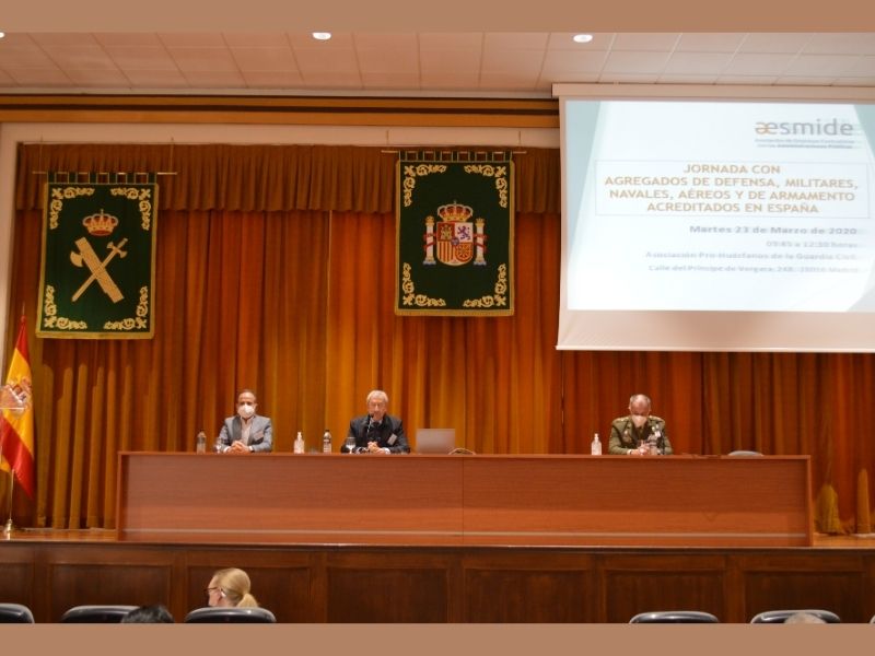 AESMIDE celebró la Jornada con Agregados de Defensa, Militares, Navales, Aéreos y de Armamento acreditados en España