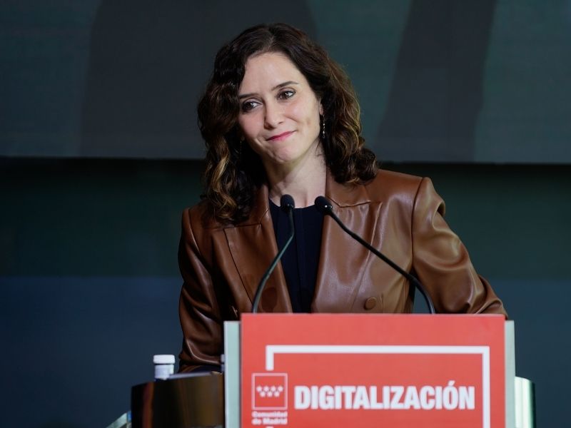 La presidenta de la Comunidad de Madrid, Isabel Díaz Ayuso, anuncia la construcción de un centro de proceso de datos de altas prestaciones