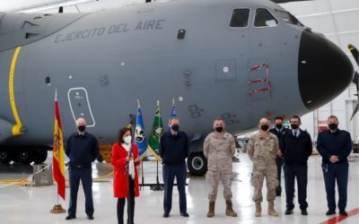 Robles reconoce el esfuerzo del personal de la base aérea de Zaragoza, del Ala 31 y del EADA en el traslado de material a Ucrania