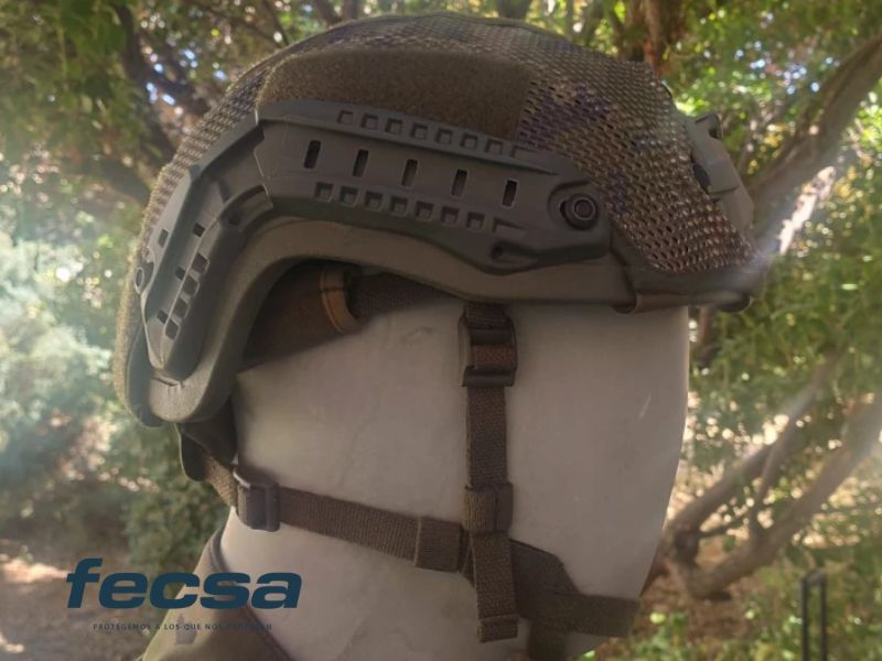 FECSA diseña un nuevo casco de combate más ligero y resistente.