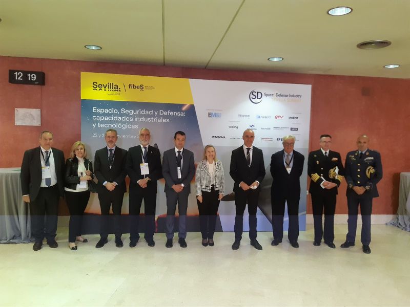 La secretaria de Estado de Defensa participa en el acto de inauguración del Space & Defense Industry Sevilla Summi