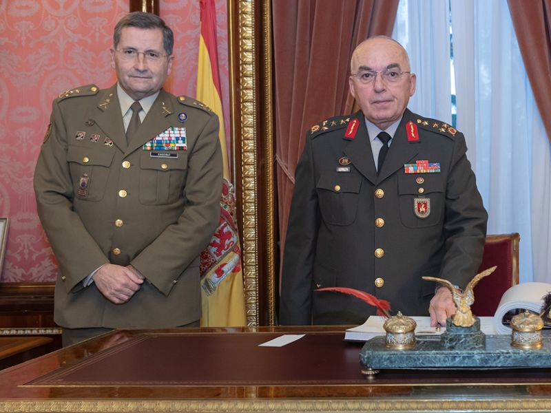 El JEME turco visita España