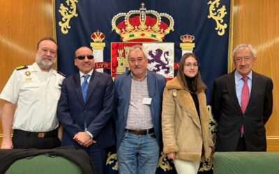 El presidente de AESMIDE participa en la mesa redonda: “Las Fuerzas Armadas vistas por la sociedad”