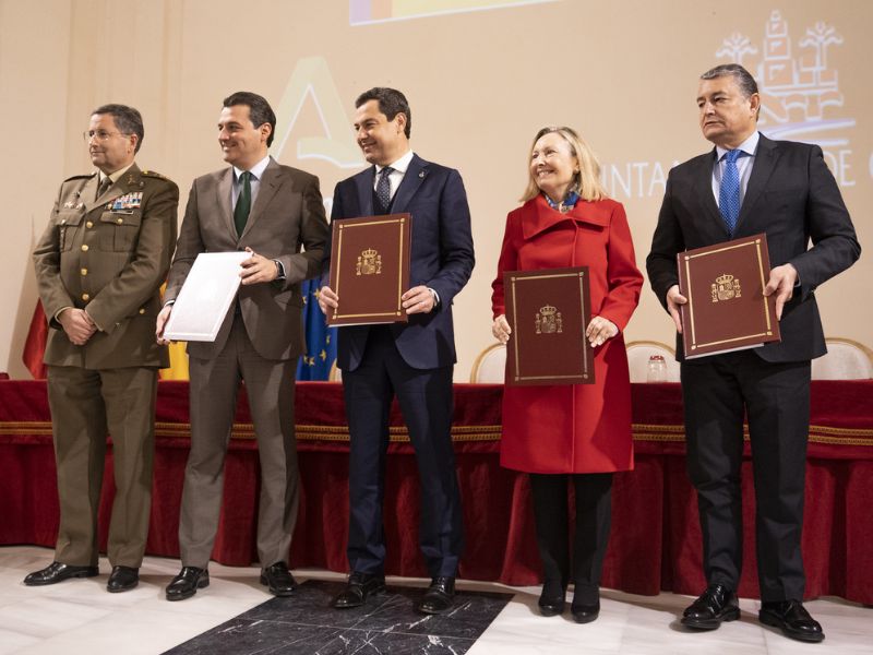 La secretaria de Estado de Defensa firma los convenios para la financiación de la Base Logística del Ejército de Tierra en Córdoba