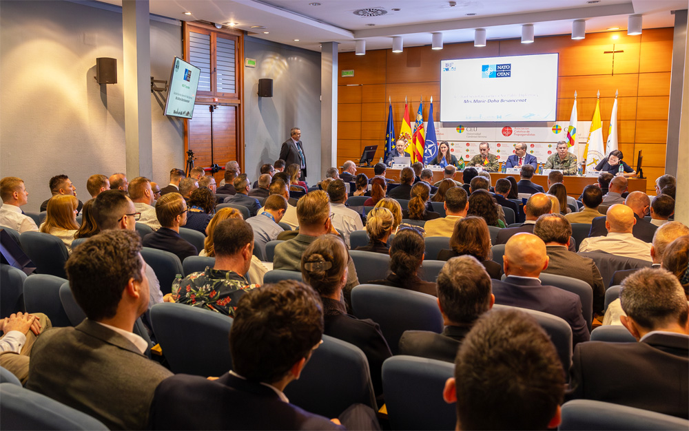 Encuentro sobre valoración del entorno de la información en el ámbito de la OTAN en Valencia