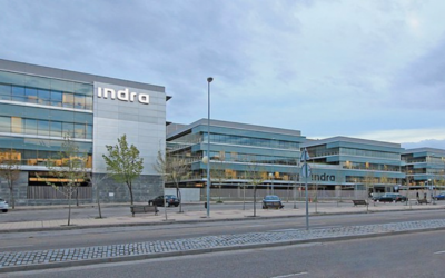 Indra compra Hispasat y toma el control por 725 millones de euros