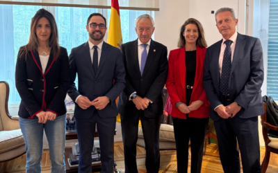 Desayuno AESMIDE con ISDEFE